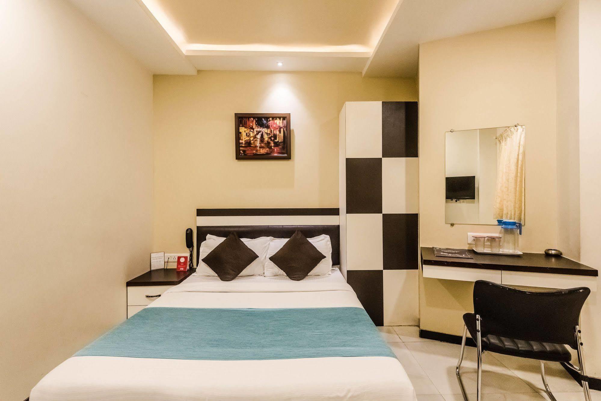 Hotel O Blue Pearl Residency Near Chhatrapati Shivaji International Airport Bombaim Exterior foto